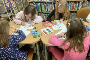 Sówki i Żuczki w Bibliotece