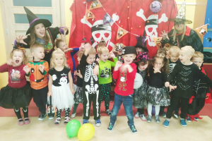Zabawa Halloween w Grupie Pszczółek