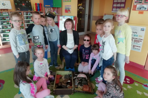 "Walizka z historią" - grupa  IV  