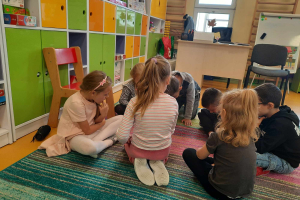 Kampania edukacyjno – informacyjna dot. hulajnóg w grupie Sówek