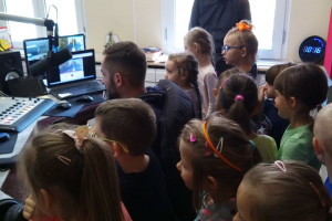 „ŻABKI” w RADIU eM