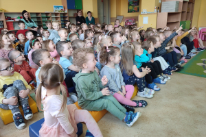 Spektakl pt." Czarnoksiężnik z krainy Oz"