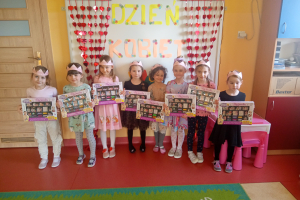 "Dzień Kobiet" w grupie Pszczółek