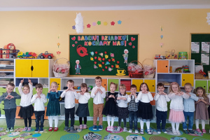 "BIEDRONKI" ŚWIĘTUJĄ DZIEŃ BABCI I DZIADKA